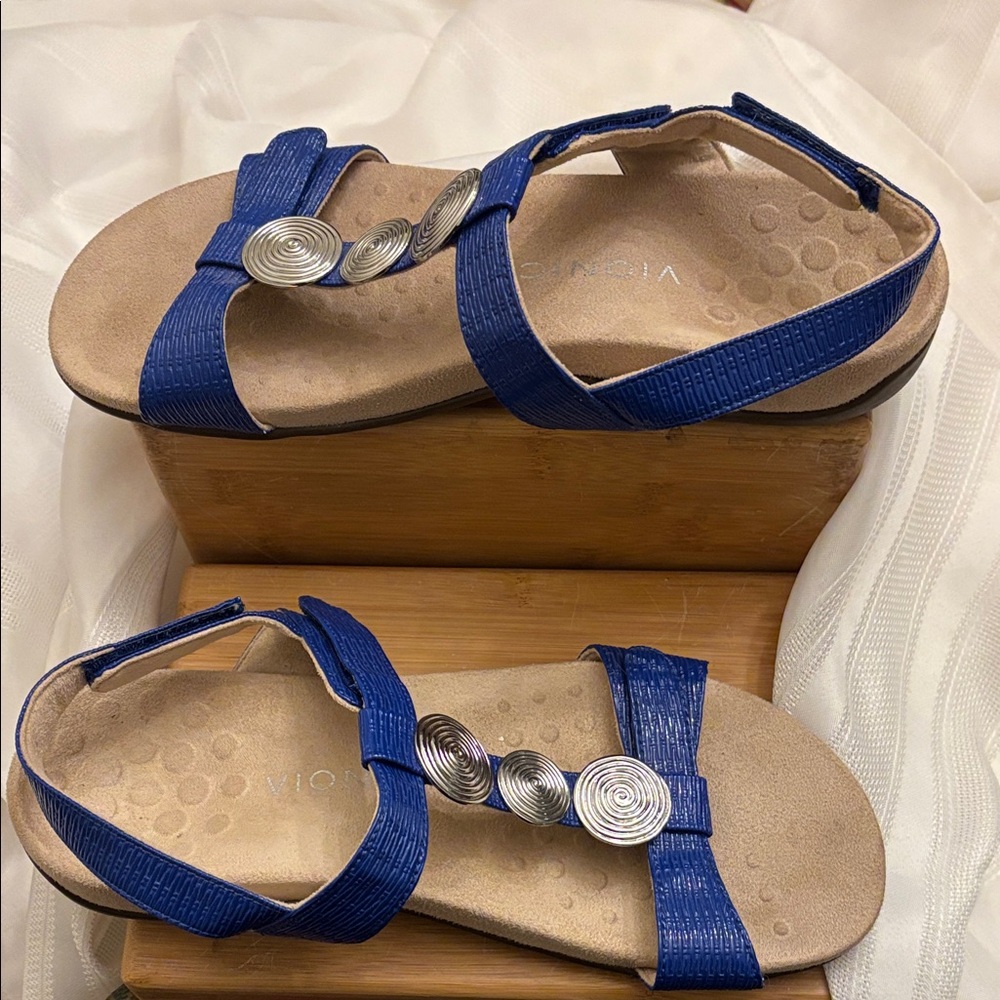 Vionic Farra II WVN/TVN Women's Royal Blue Sandals with Silver Accents - Picture 2 of 5